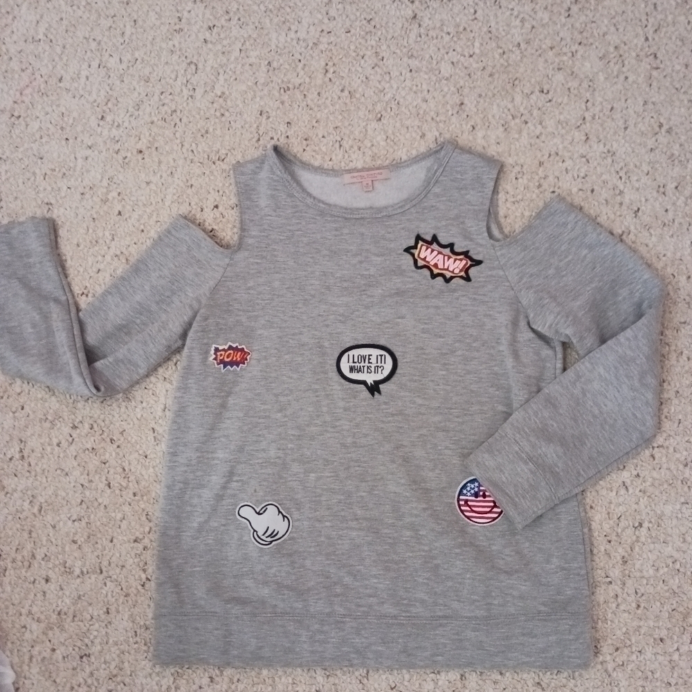 CASUAL COUTURE SWEATSHIRT